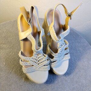 Sopends Braided Wedge Sandals Size 38 (7.5) Beige Espadrilles Excellent Conditio